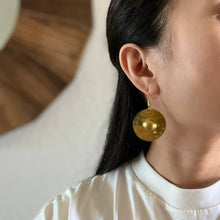 Load image into Gallery viewer, Gonging Strong Earrings
