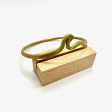Load image into Gallery viewer, Munting Maya T’boli Brass Bangle