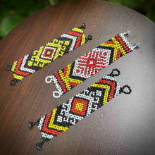 Load image into Gallery viewer, T&#39;boli Bracelet
