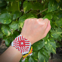 Load image into Gallery viewer, T&#39;boli Bracelet
