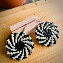 Load image into Gallery viewer, Sunny Vibes Only Pandan Straw Earrings
