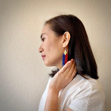 Load image into Gallery viewer, Philippine Flag Bead Earrings
