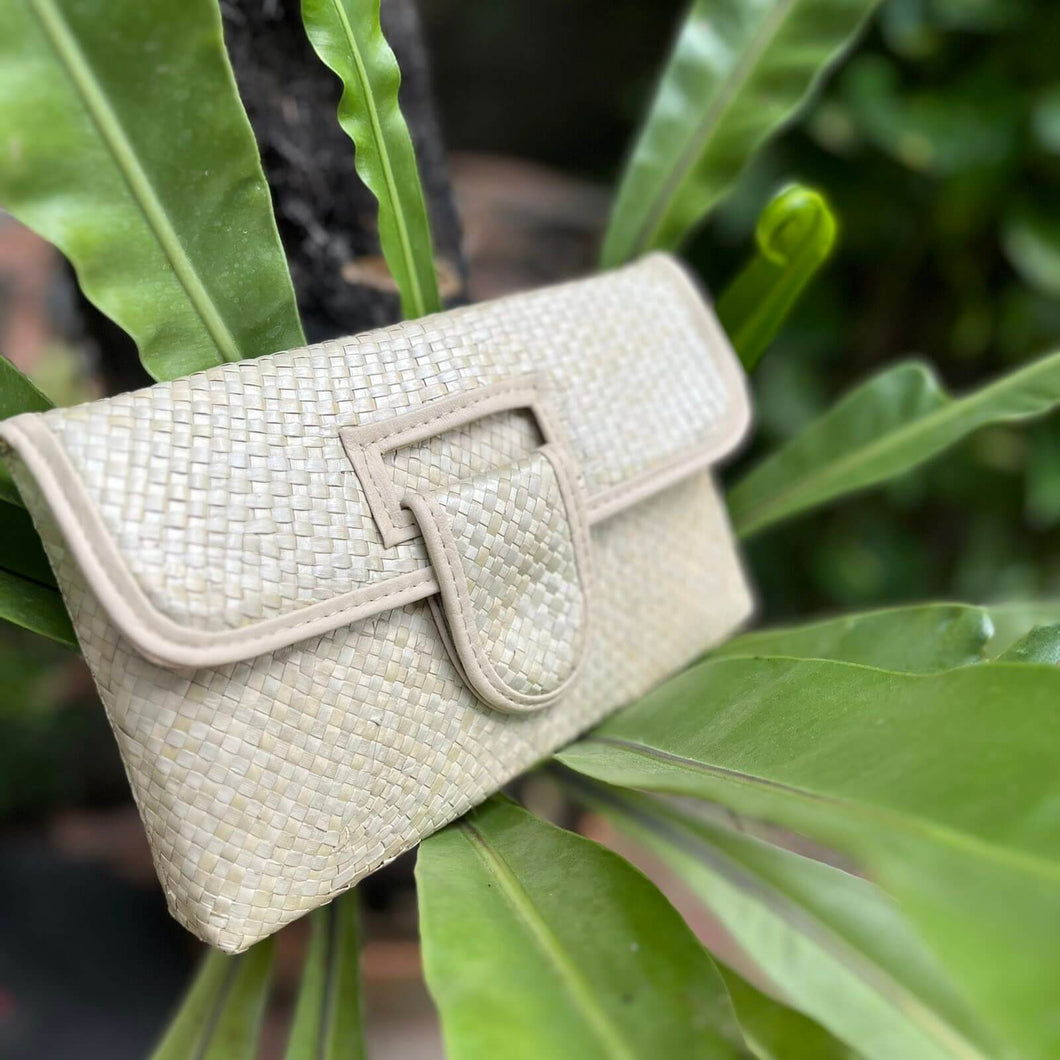 Party-Ready Pandan Clutch