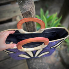 Load image into Gallery viewer, Sunrise Surprise Pandan Straw Handbag
